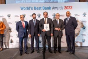 Read more about the article Top officials of CB receive ‘Best Bank in Qatar’ award